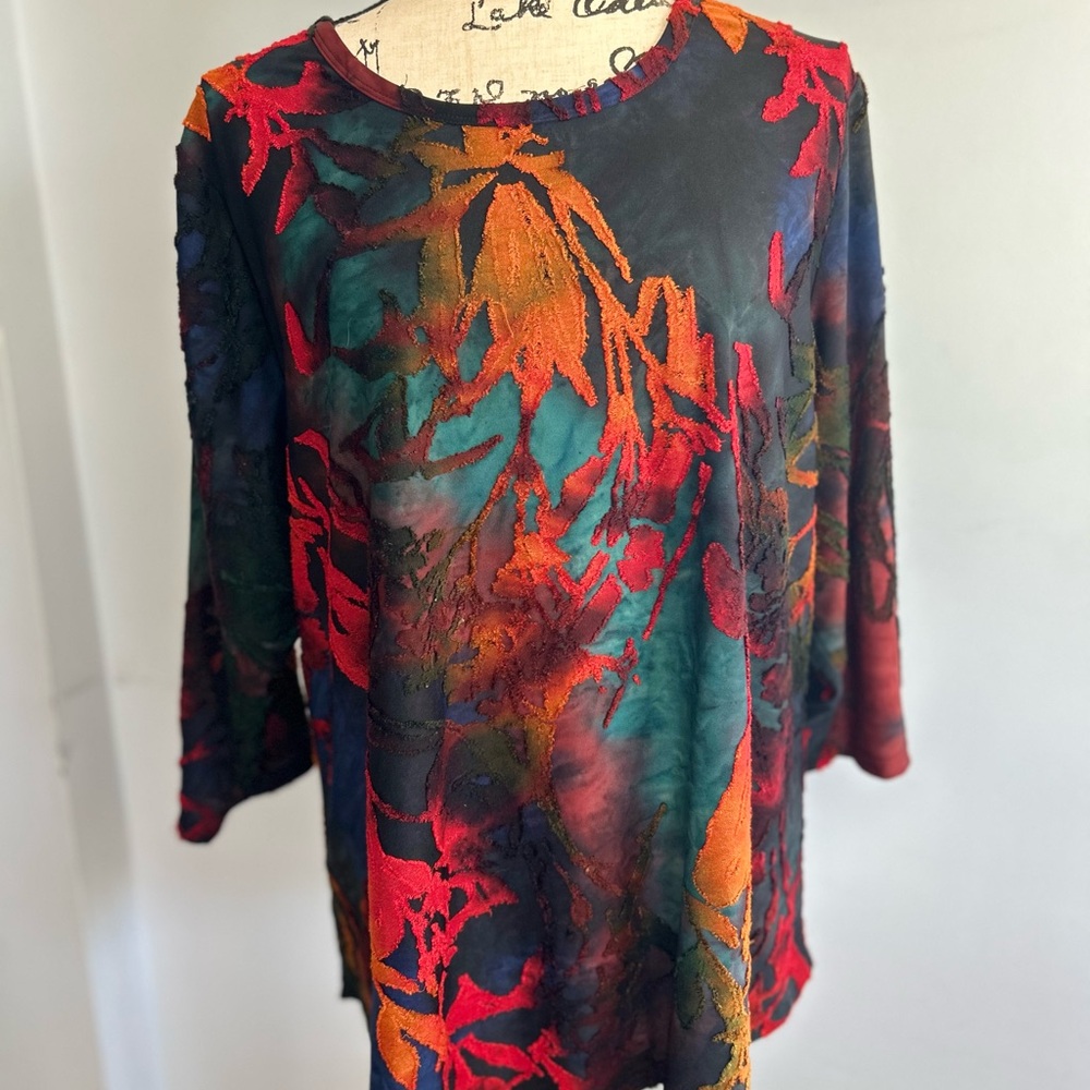 Multicolor‎ Abstract Blouse - Picture 2 of 8